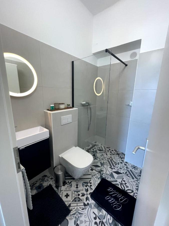 Luxury Apartment Lukas Orebić Екстериор снимка