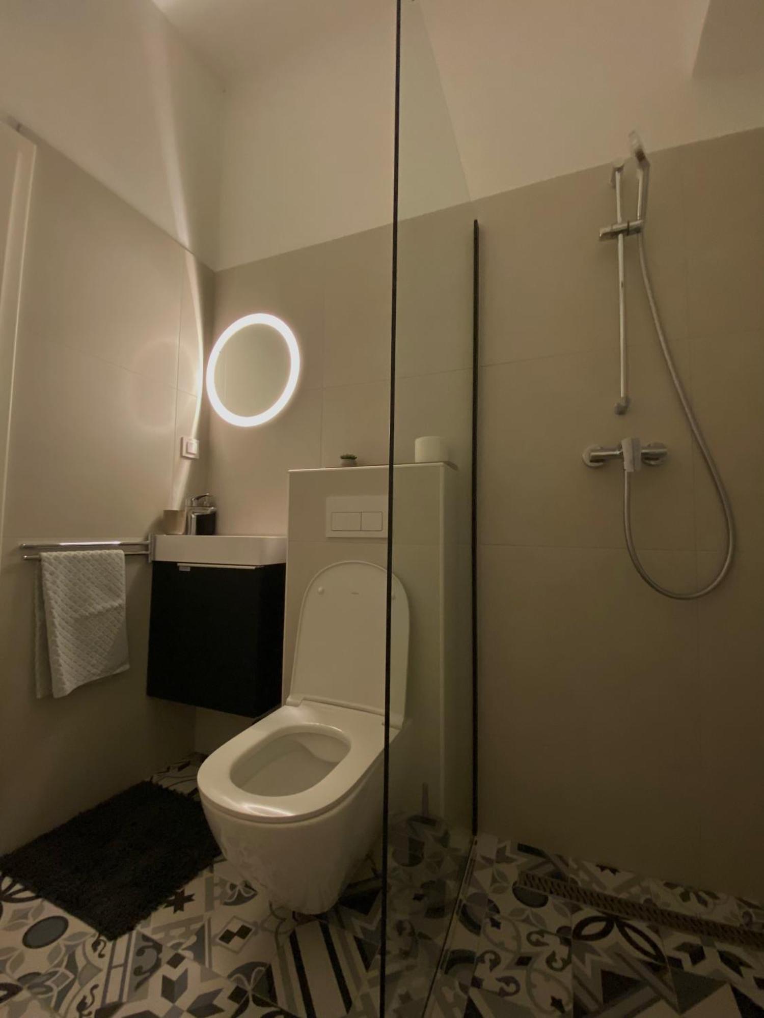 Luxury Apartment Lukas Orebić Екстериор снимка