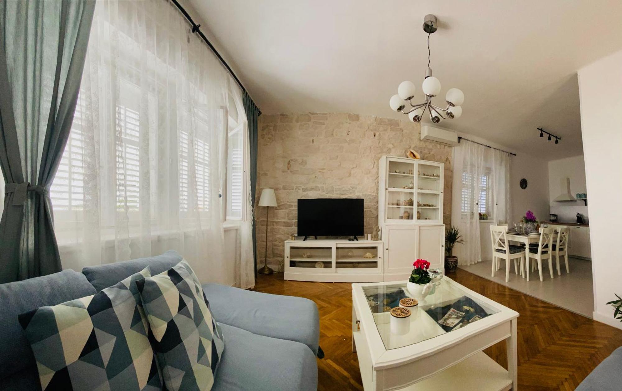 Luxury Apartment Lukas Orebić Екстериор снимка